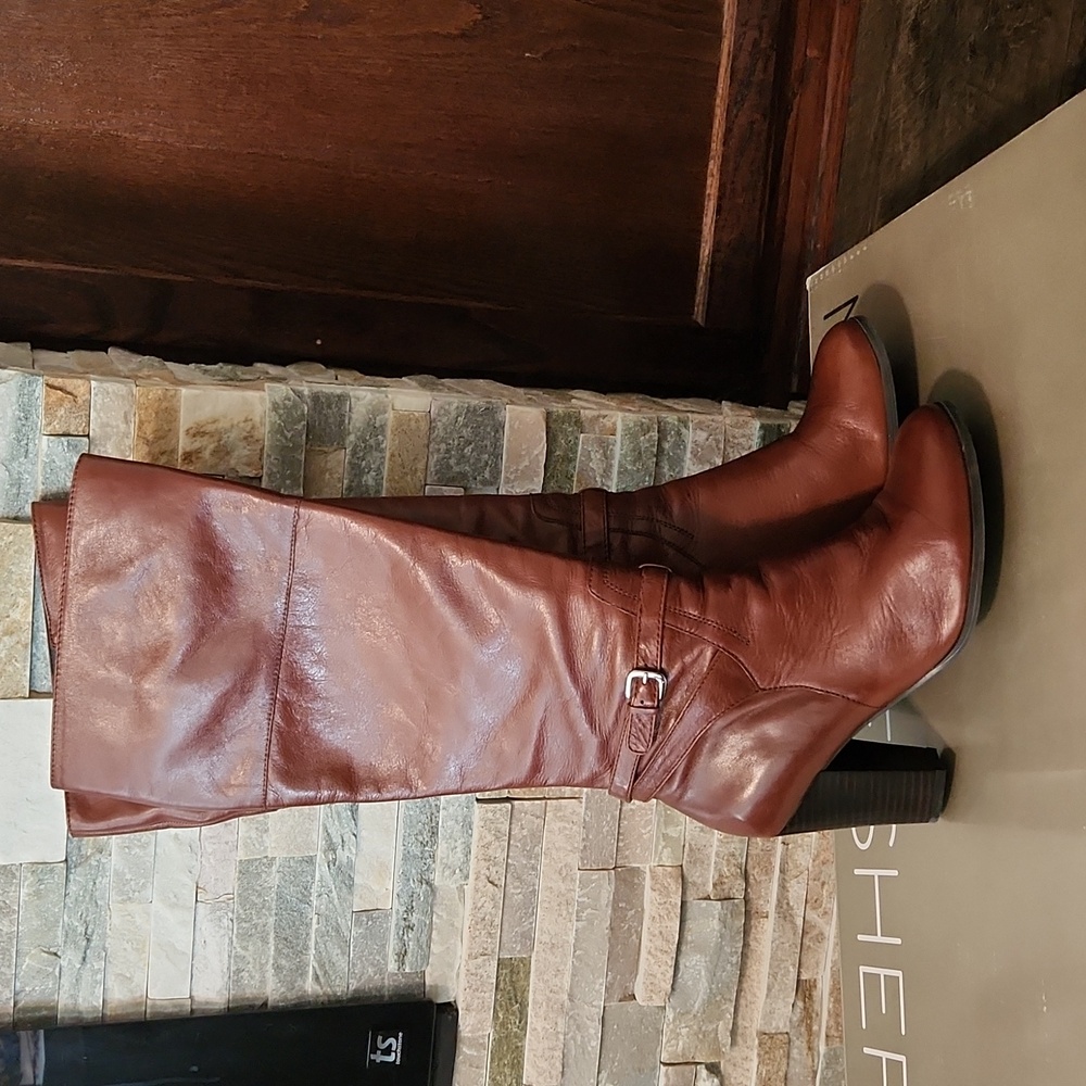 Marc Fisher tall boots
